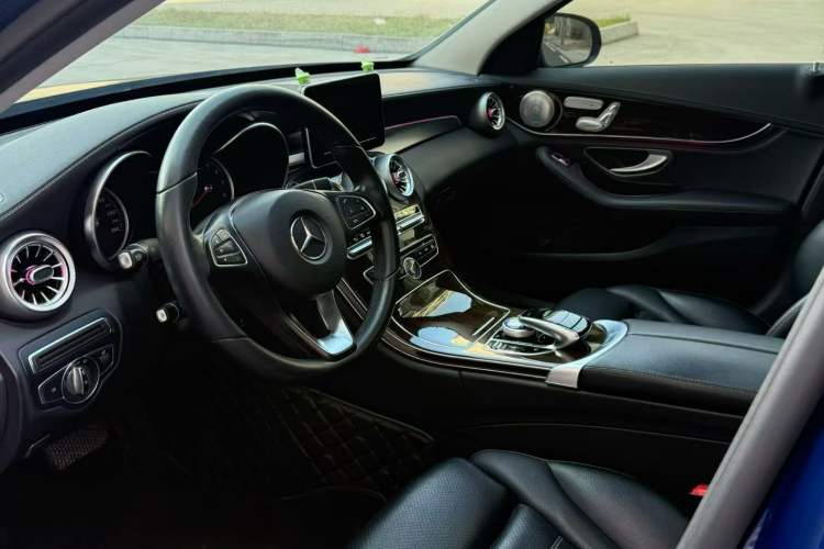 Used Mercedes-Benz C-Class 2017 Facelift C 200 L