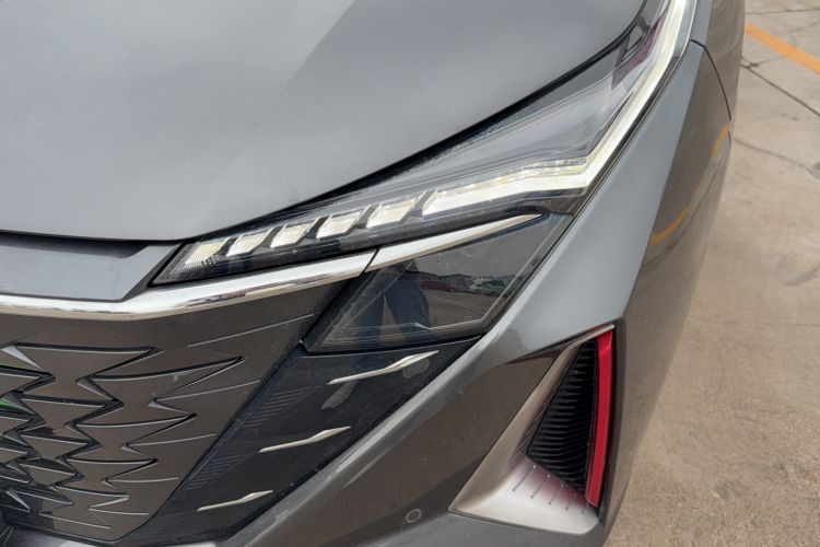 Used Oshan Z6 2022 Blue Whale 1.5T DCT Smart Edition
