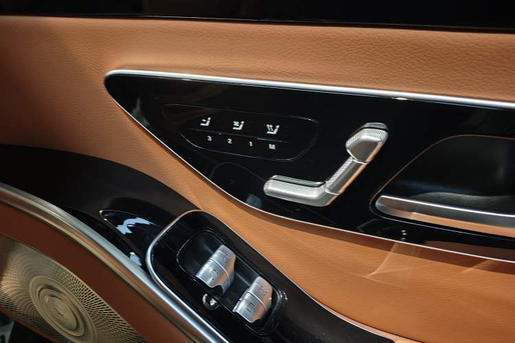 Used Mercedes-Benz S-Class New Energy 2023 S 450 e L Plug-in Hybrid Sedan
