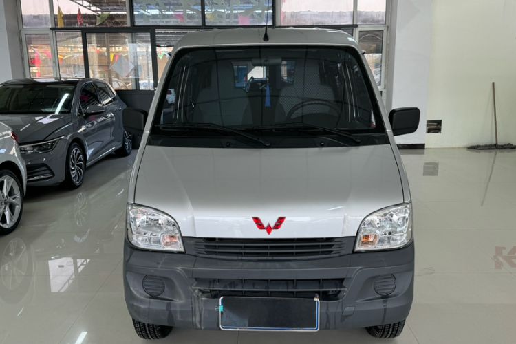 Used Wuling Zhiguang 2023 1.5L Practical Version 5/7 Seats
