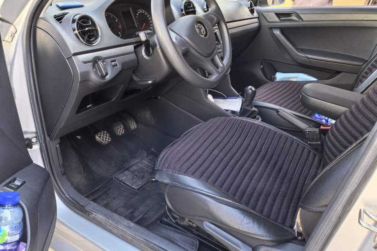 Used Volkswagen Jetta 2019 Dream Edition 1.5L Manual Fashion Version