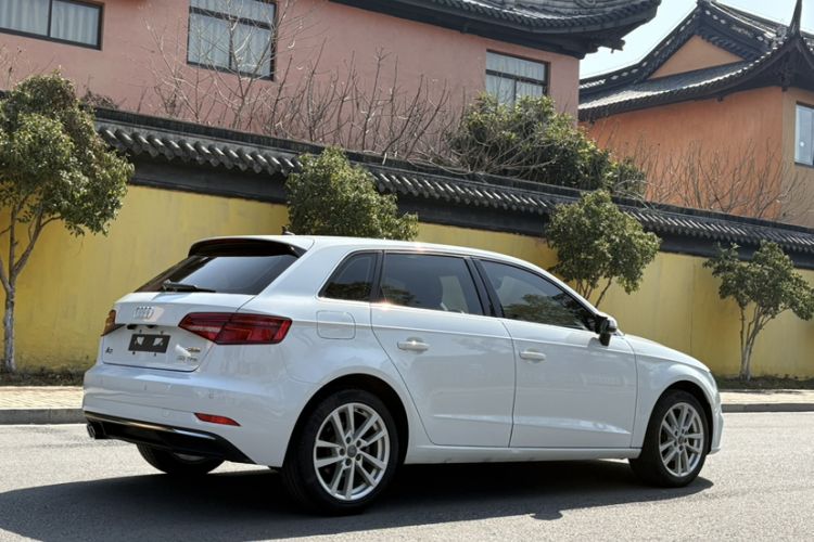 Used Audi A3 2020 Restyled Sportback 35 TFSI Entry-Level China VI Emission Standard