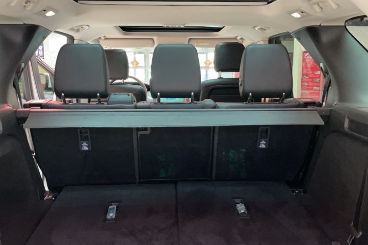 Used Land Rover Discovery 2018 3.0 SC V6 SE
