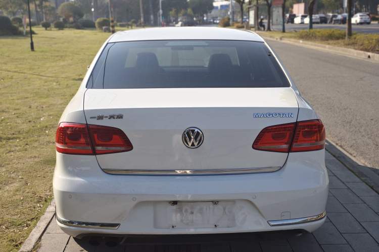 Used Volkswagen Magotan 2013 2.0 TSI Luxury Model