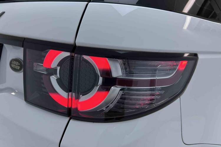 Used Land Rover Discovery Sport 2018 240 PS HSE Version