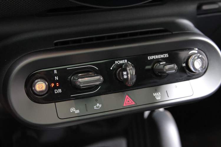 Used MINI Electric MINI COOPER 2024 452km COOPER SE Artist
