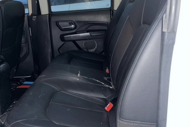 Used Great Wall Wingle 5 2017 2.0T European Version Diesel Two-Wheel Drive Advanced Large Double-Cab GW4D20E