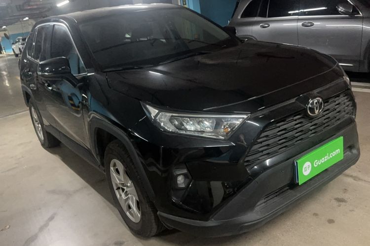 Used Toyota RAV4 2024 2.0L CVT Two-Wheel Drive Urban Edition Exterior 2