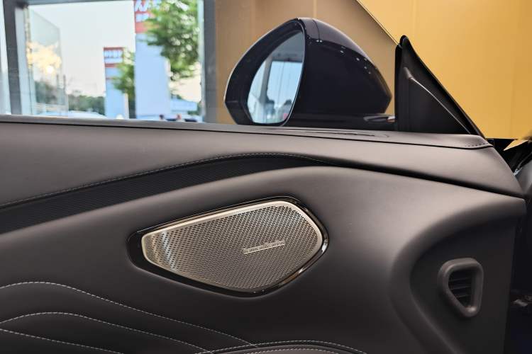 Used Lynk & Co Lynk & Co 10 EM-P 2025 Model 240 Four-Wheel Drive Ultra