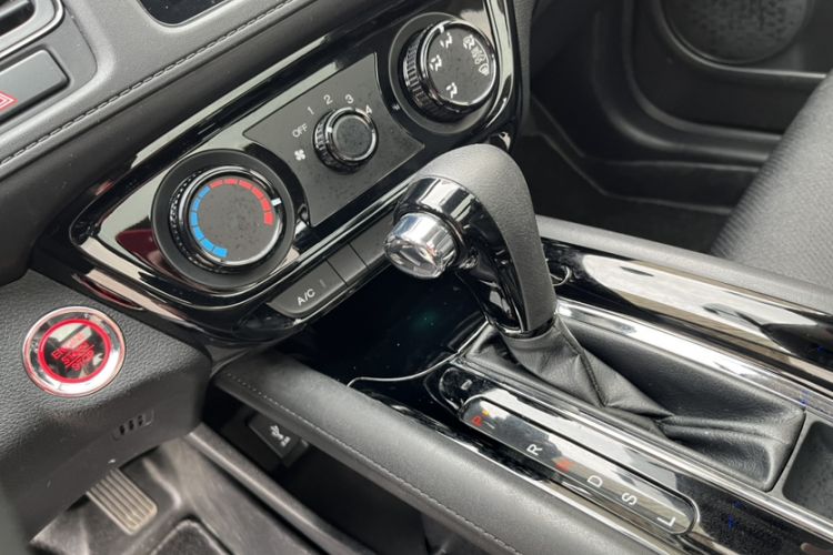 Used Honda Vezel 2019 1.5L CVT Luxury Model China V