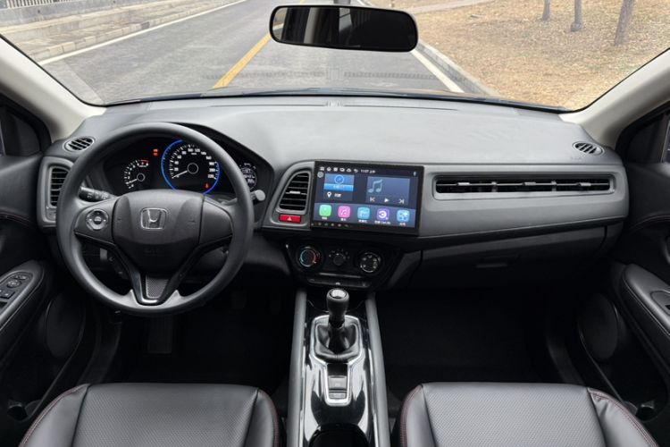 Used Honda Vezel 2015 1.5L manual two-wheel drive Comfort trim level