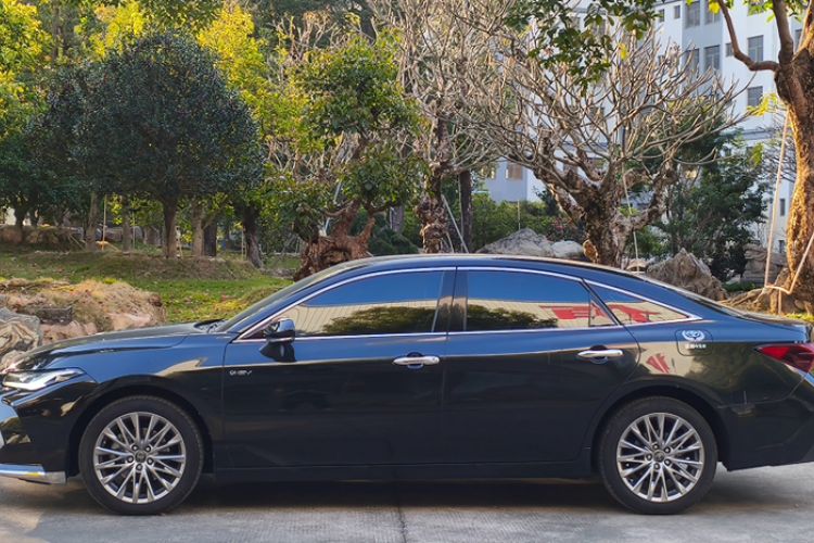 Used Toyota Avalon 2024 Dual-Motor 2.0L Luxury Edition