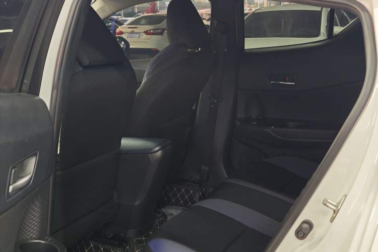 Used Toyota C-HR 2021 2.0L Comfort Edition
