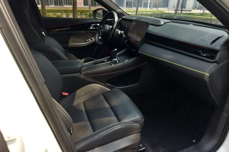 Used Lynk & Co 03 2023 1.5TD DCT JingPro Interior 7