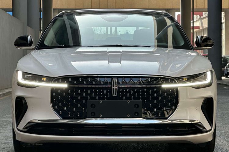 Used Lincoln Z 2025 2.0T Luxury Edition