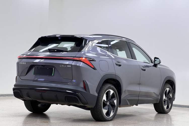 Used JETOUR Shanhai L6 2024 1.5TD DHT ULTRA