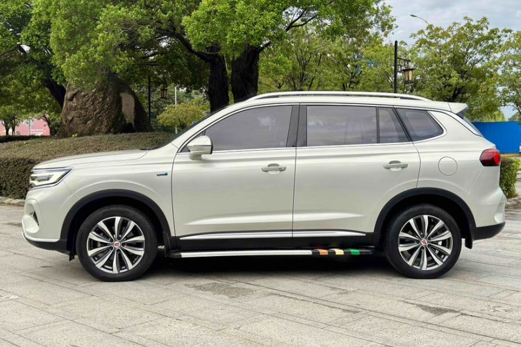 Used Roewe RX5 MAX 2019 400TGI Automatic 4G Connect Luxury Edition Exterior 6