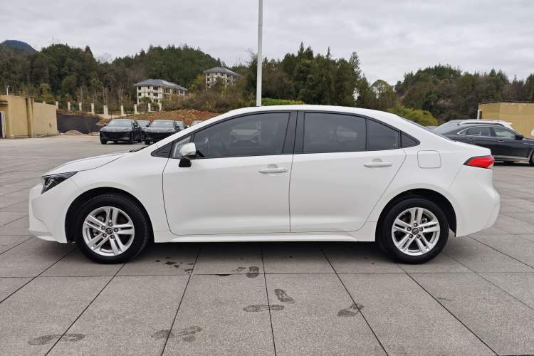 Used Toyota Levin 2022 185T CVT Luxury Edition