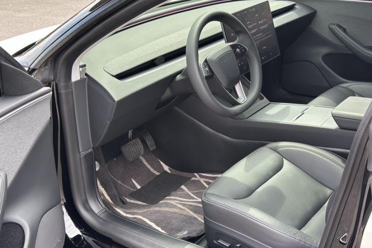 Used Tesla Model 3 2023 Rear-Wheel-Drive Version