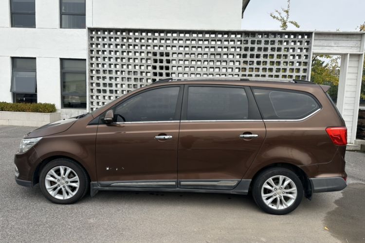 Used Baojun 730 2016 1.5L Manual Comfort Version 7 Seats China V Emission Standard
