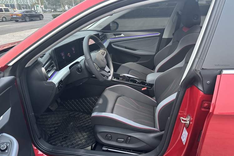 Used Volkswagen Lamando 2025 Lavida L 280TSI DSG Cool & Spicy Edition