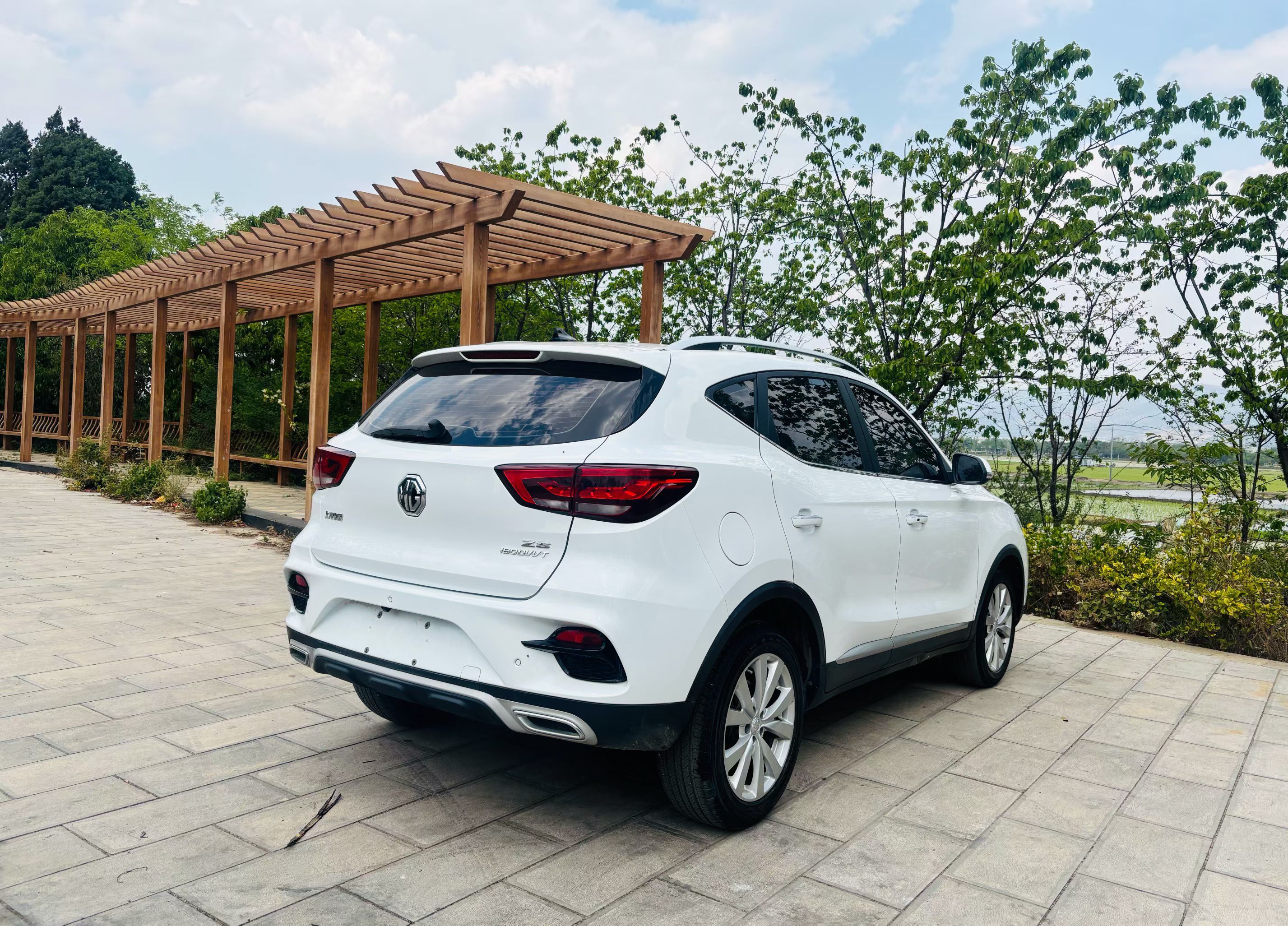 MG ZS 2020 180 DVVT Automatic Lite — снимка 16
