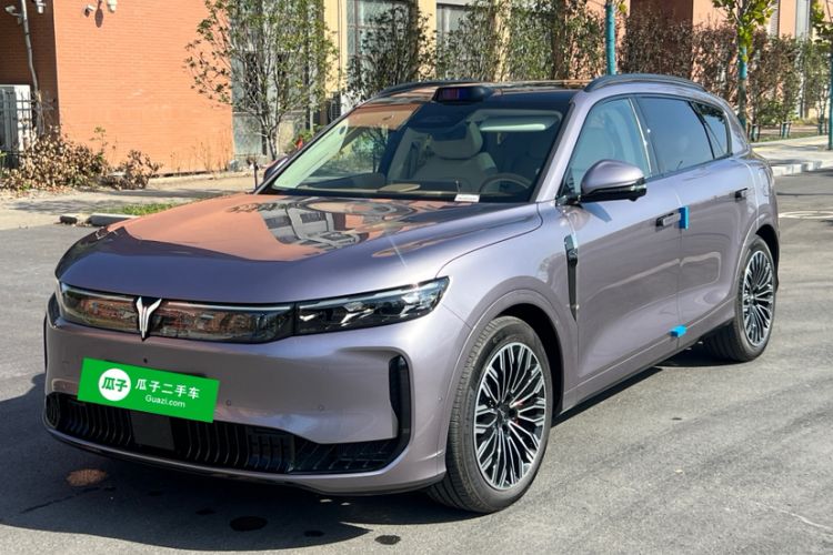 Used VOYAH FREE 2025 Model FREE+ Four-Wheel-Drive Qiankun Edition