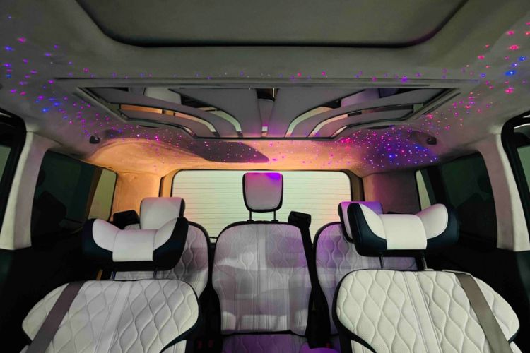 Used Ford Tourneo Custom 2020 2.0T Automatic Elite Edition China VI Standard
