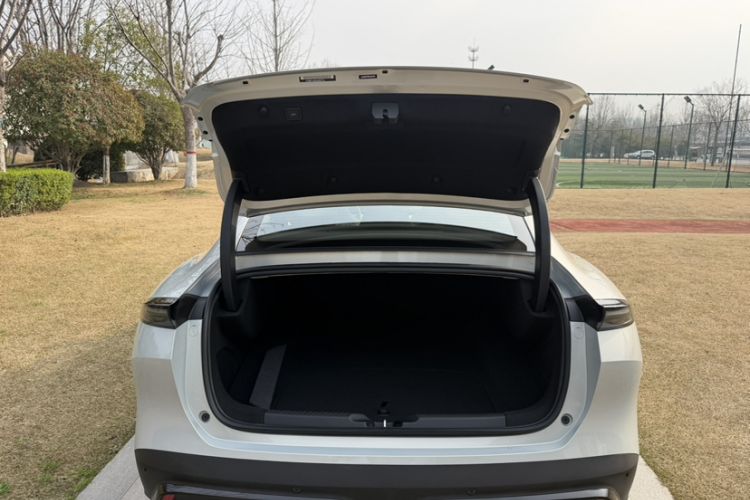 Used Deepal L06 2026 Model 560Ultra+ Laser Edition
