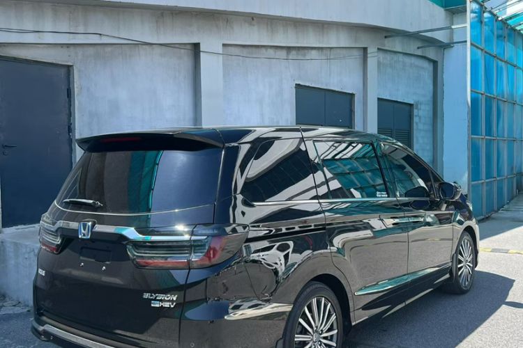 Used Honda Elysion 2019 2.0L Hybrid Comfort Edition
