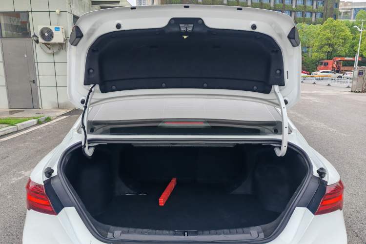 Used Geely Auto Binray 2021 1.4T CVT Asian Games Edition Trunk