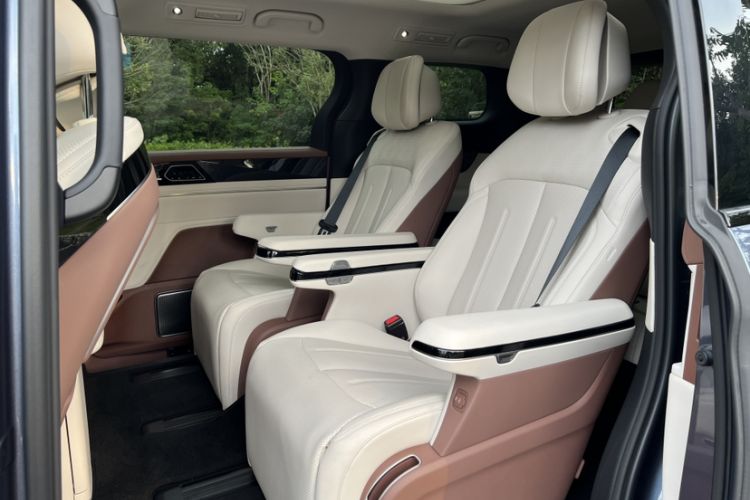 Used BYD Xia 2025 DM-i 1.5T 180km Beyond Edition
