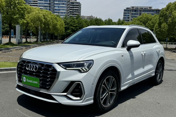 Used Audi Q3 2022 40 TFSI Fashion Dynamic Model