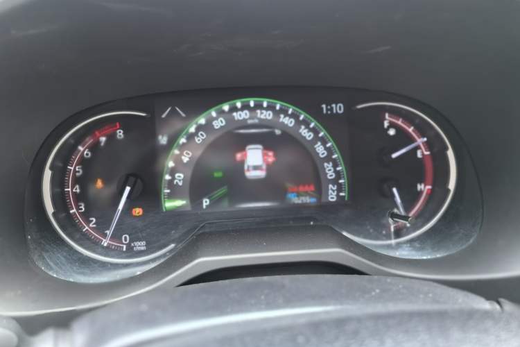 Used Toyota RAV4 2023 2.0L CVT Two-Wheel Drive Fashion Edition Interior 2