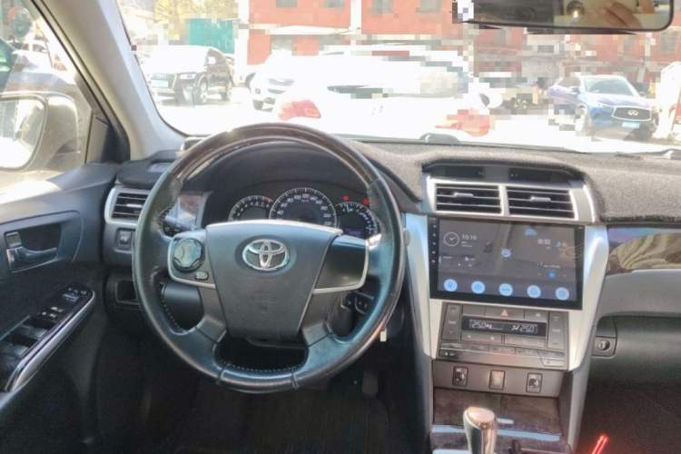 Used Toyota Camry 2016 2.0G 10th Anniversary Leading Edition