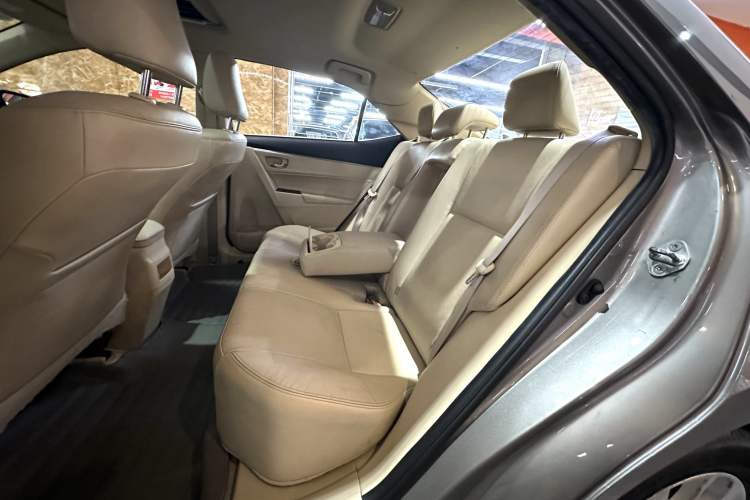 Used Toyota Corolla 2014 1.6L CVT GLX-i
