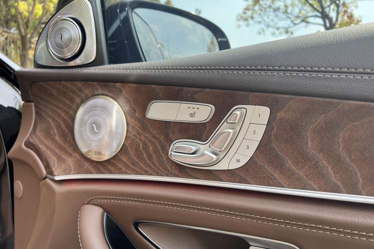 Used Mercedes-Benz E-Class 2023 Updated E 300 L Fashion Edition
