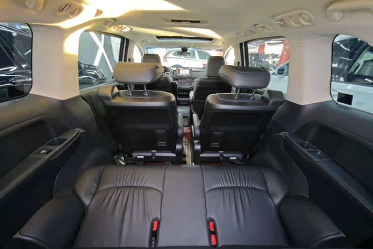 Used Honda Odyssey 2022 2.0L eHEV Sharp Enjoyment Edition Interior 10