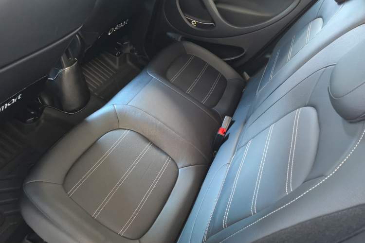 Used smart forfour 2016 0.9T 66 kW Pioneer Edition