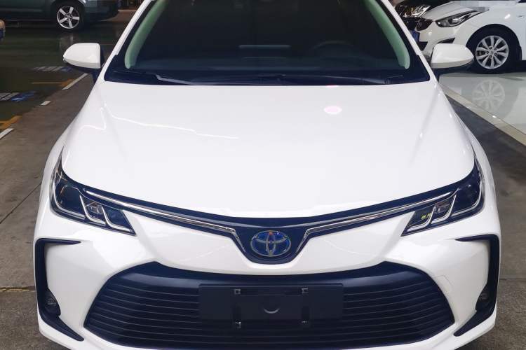 Used Toyota Corolla 2022 Dual-Motor 1.8L E-CVT Pioneer Edition
