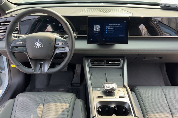 Used BYD Qin L 2024 DM-i 80KM Leading Model
