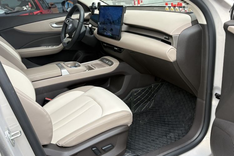 Used MG ES5 2025 515plus Rear-Drive Version Interior 1