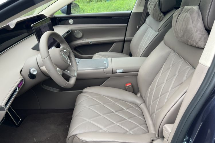 Used Hima S9T 2025 Model Range-Extended Ultra Long-Range Version Interior 4