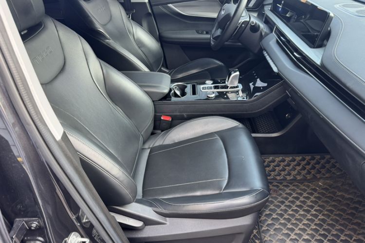 Used Chery Tiggo 8 PLUS 2022 290TGDI DCT Haoting Edition