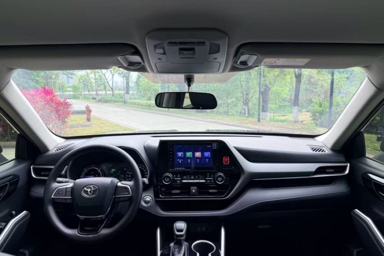 Used Toyota Highlander 2023 2.5L Smart Electric Hybrid Dual-Drive Elite Version 7 Seats