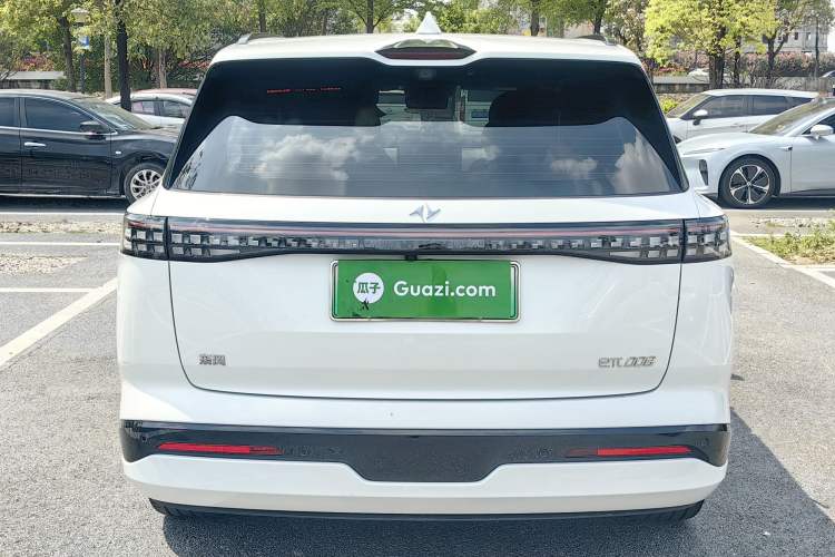 Used Dongfeng eπ eπ008 2024 210Max Range-Extended Version 6 Seats