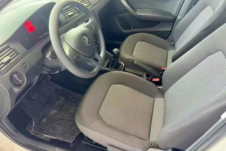 Used Volkswagen Santana 2021 1.5L Manual Fashion Edition Interior 2