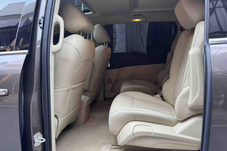 Used Buick GL8 2023 Land Business Class Smart Deluxe Model