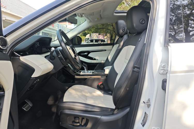 Used Land Rover Range Rover Evoque New Energy 2021 Aurora L P300e Luxury Edition