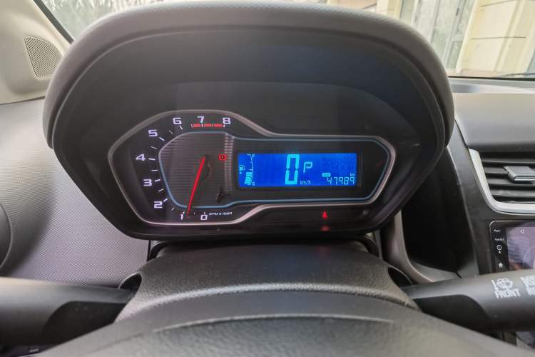 Used Chevrolet Aveo Sonic 2014 Hatchback 1.4SL AT Fashion Edition
